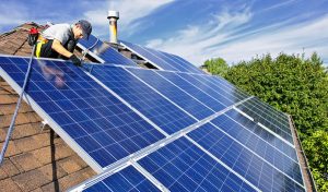 Service d'installation de photovoltaïque et tuiles photovoltaïques à Léhon